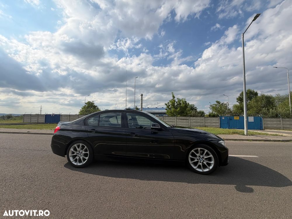 BMW Seria 3 320d DPF Aut. - 10