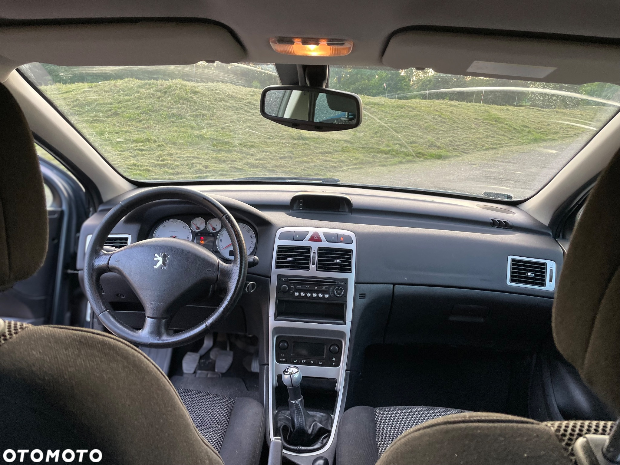 Peugeot 307 HDi 110 OXYGO - 5