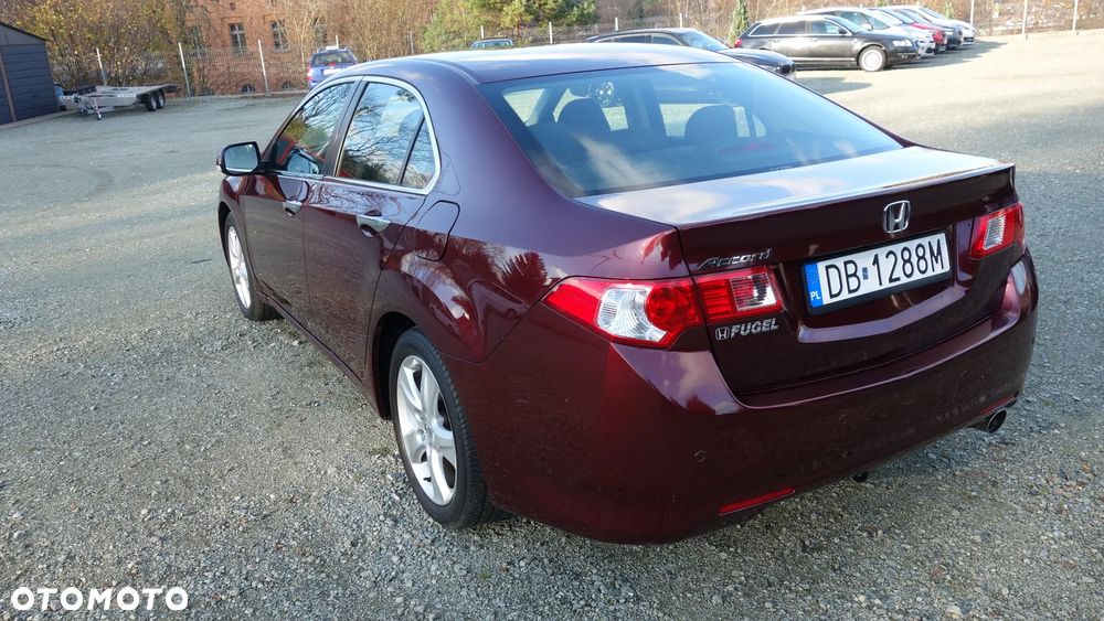 Honda Accord 2.0 Elegance 50 Jahre Edition - 8