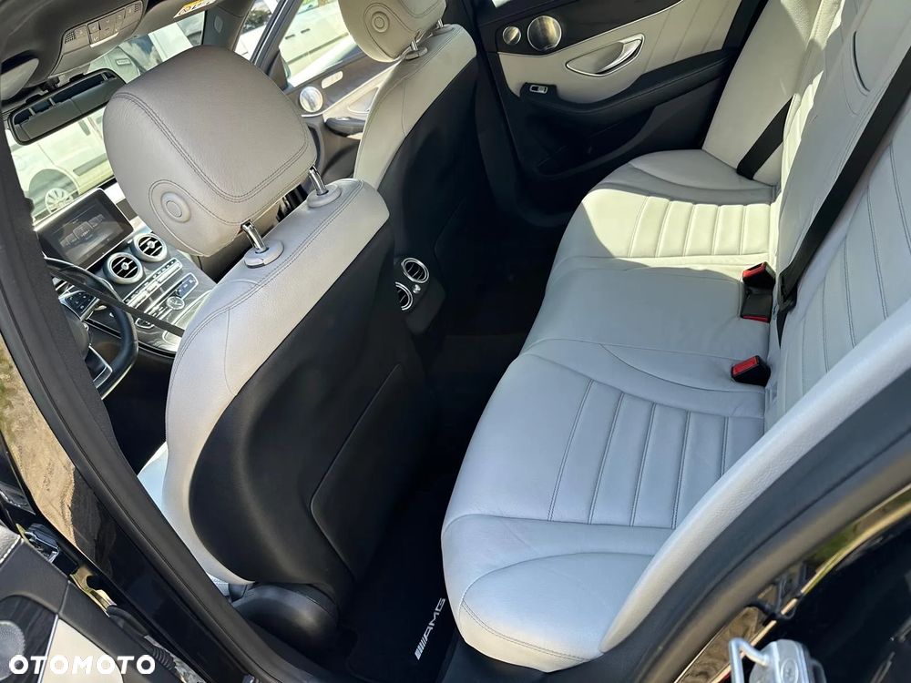 Mercedes-Benz Klasa C 220 (BlueTEC) d T 7G-TRONIC AMG Line - 6