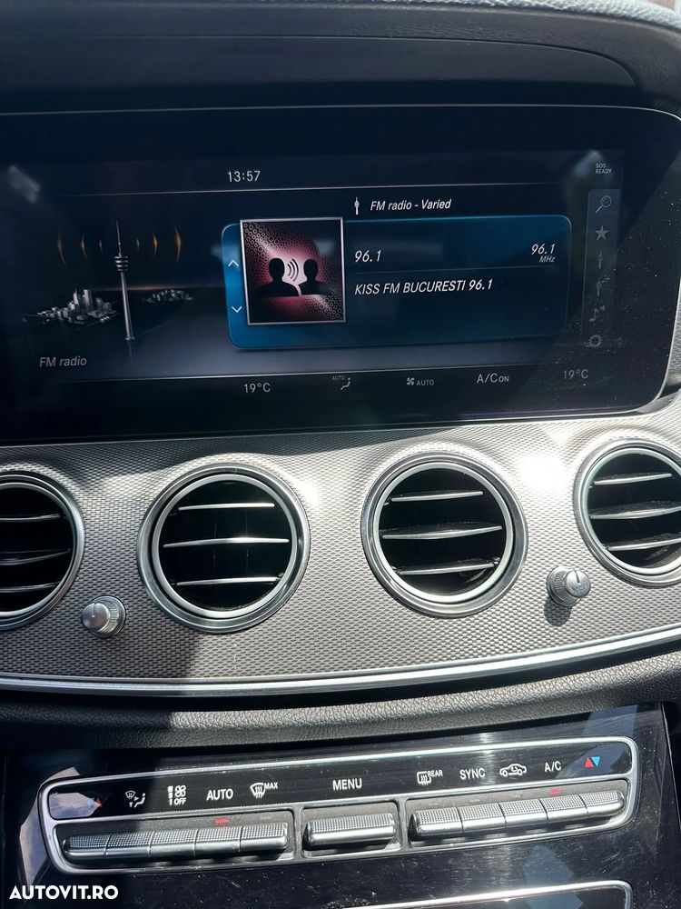 Mercedes-Benz E 220 d Aut. - 13
