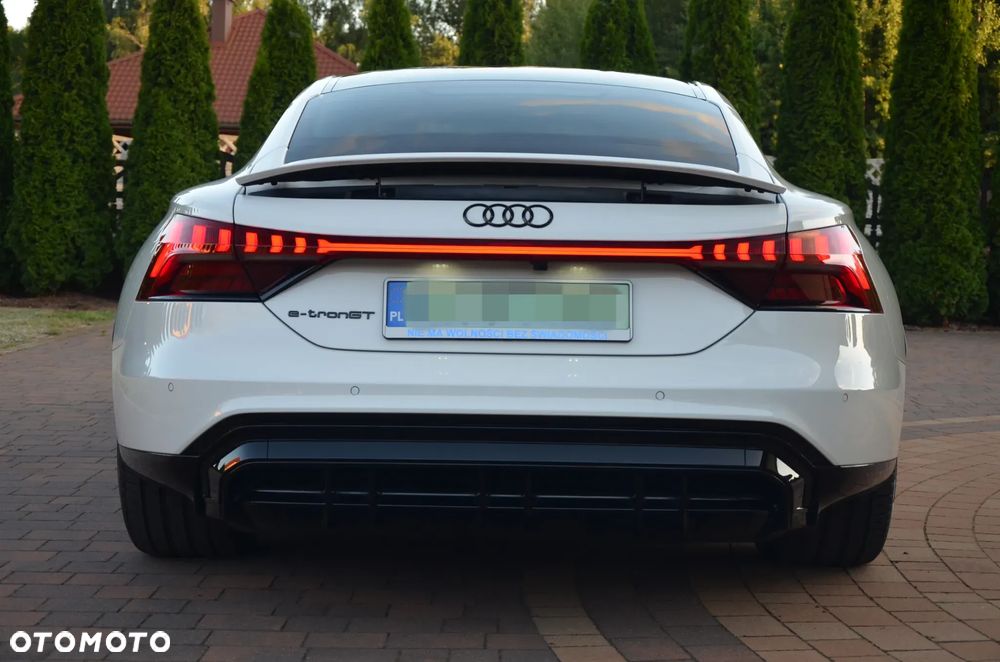 Audi e-tron GT 60 93kWh Quattro - 34