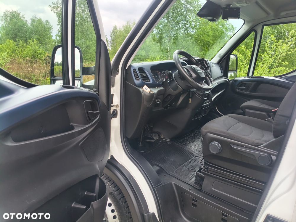 Iveco DAILY 35C140 HI-MATIC *CHŁODNIA* IZOTERMA*Super Stan !!! - 17