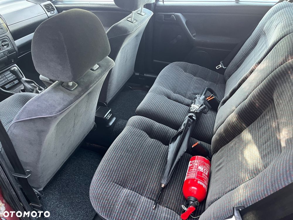 Volkswagen Golf 1.8 GL Syncro - 6