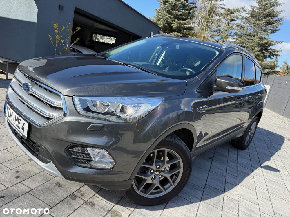 Ford Kuga 1.5 EcoBoost 2x4 Titanium - 2