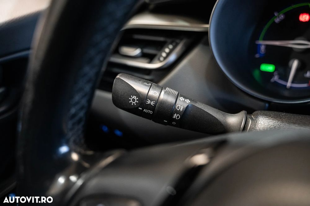 Toyota C-HR 1.8 HSD 4x2 CVT C-lassy - 26