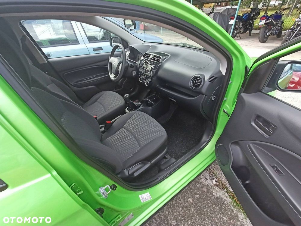 Mitsubishi Space Star - 3