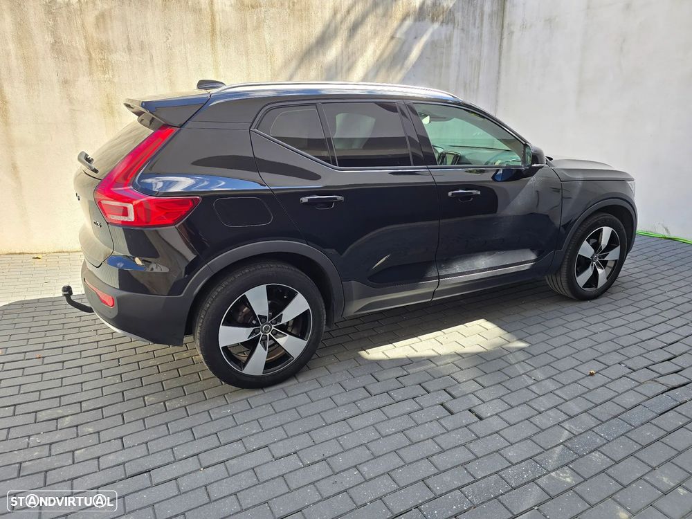 Volvo XC 40 2.0 D3 Momentum Plus Geartronic - 4