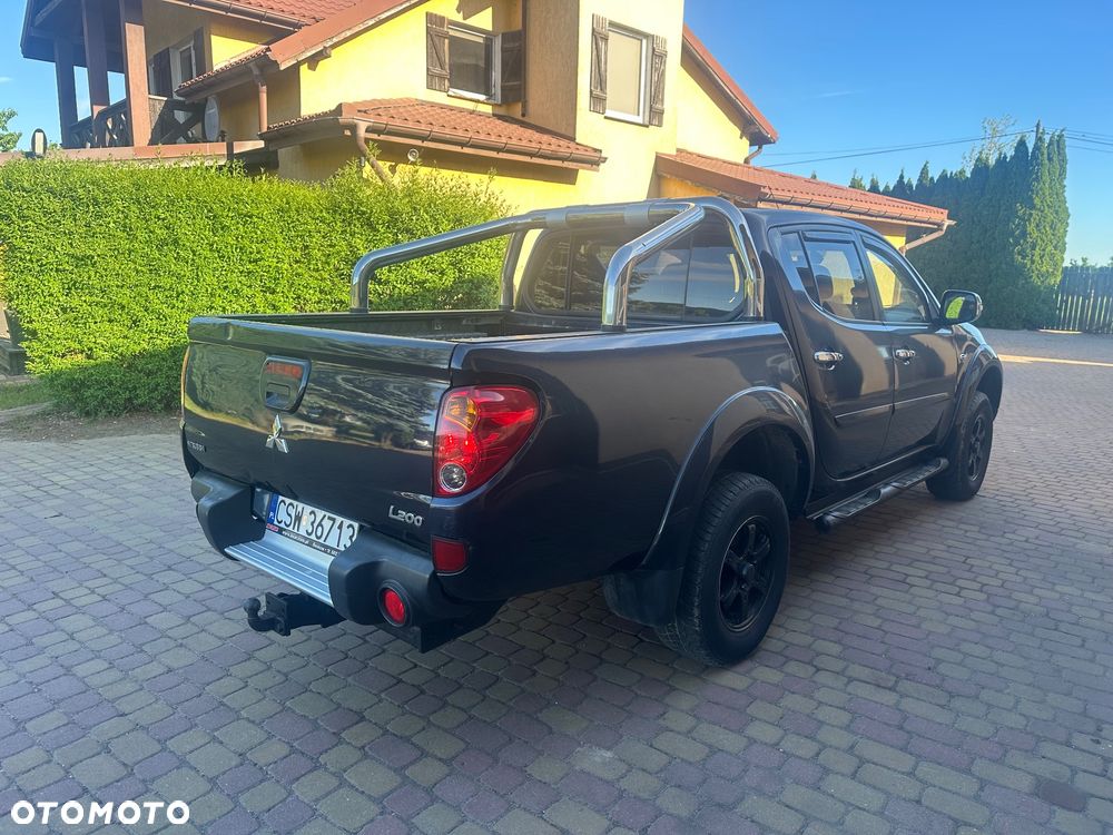 Mitsubishi L200 2.5 DID Intense + HP - 13