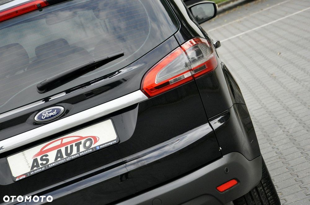 Ford S-Max 2.0 TDCi DPF Titanium X - 27