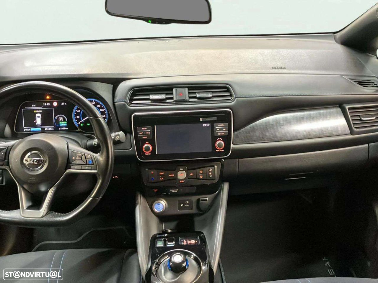 Nissan Leaf N-Connecta - 9