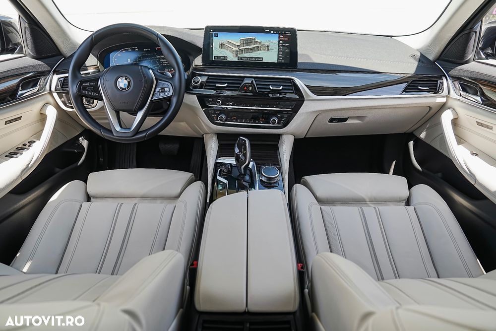 BMW Seria 5 530e xDrive Aut. Luxury Line - 4
