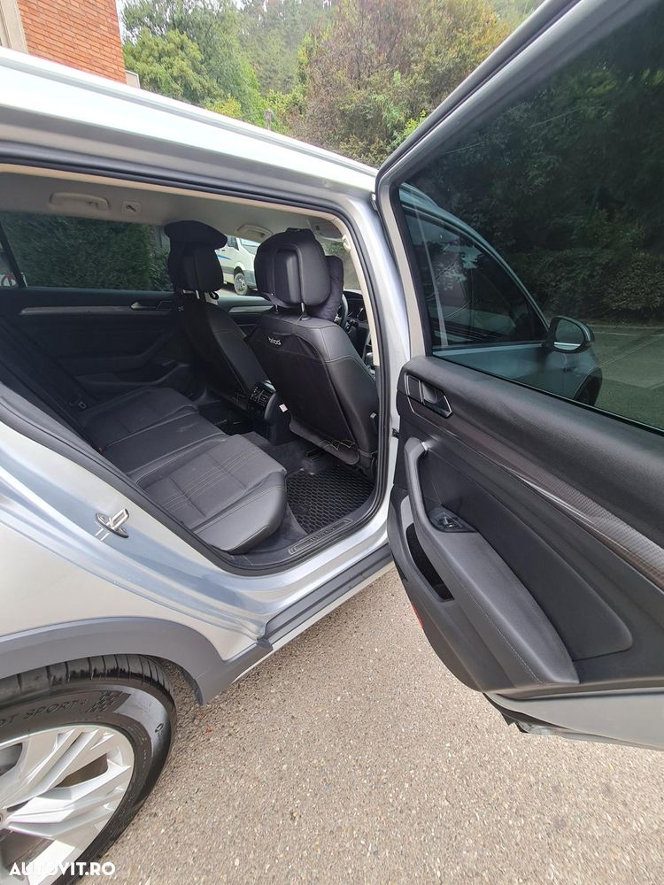 Volkswagen Passat Alltrack 2.0 TDI SCR 4Motion DSG - 23