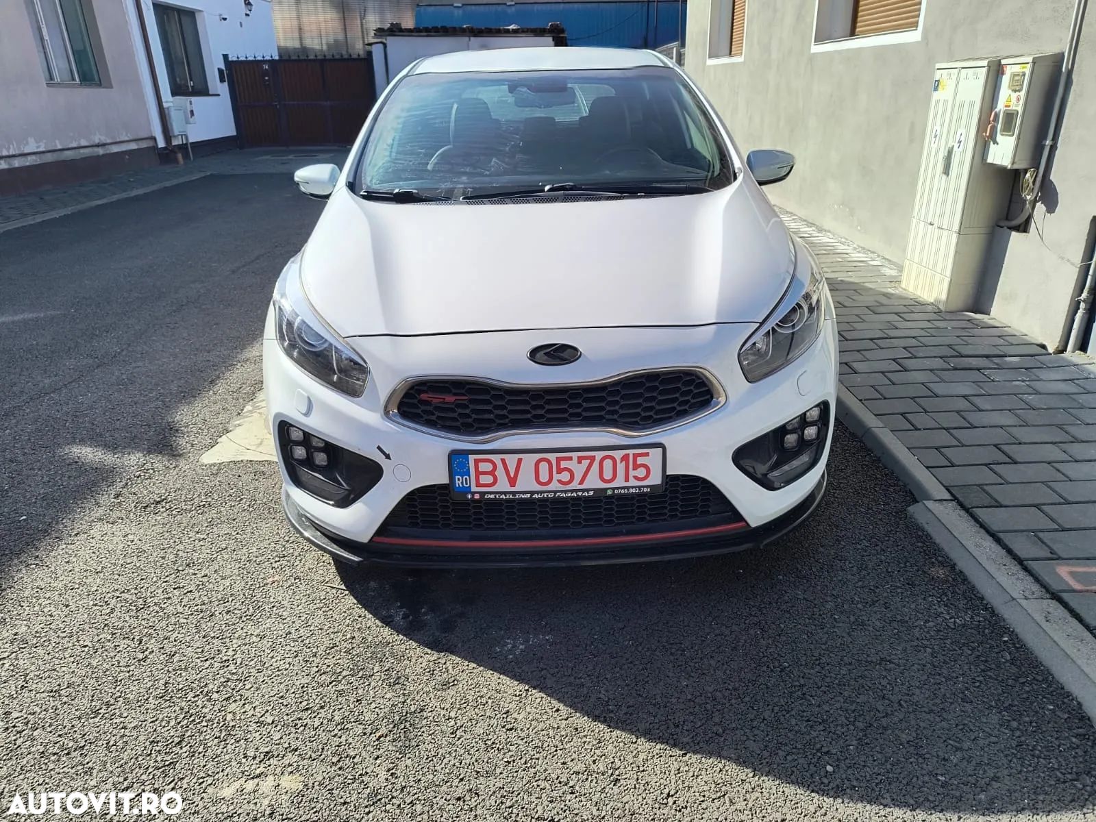 Kia Ceed Cee'd 1.6 T-GDI GT - 1