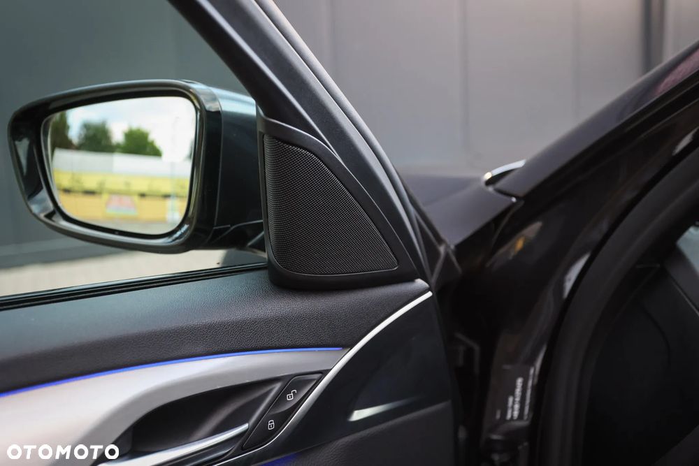 BMW Seria 5 520d xDrive M Sport sport - 21
