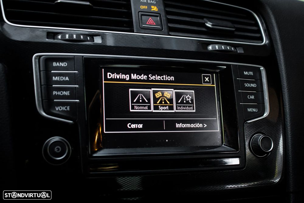 VW Golf 2.0 TSi GTi DSG - 45