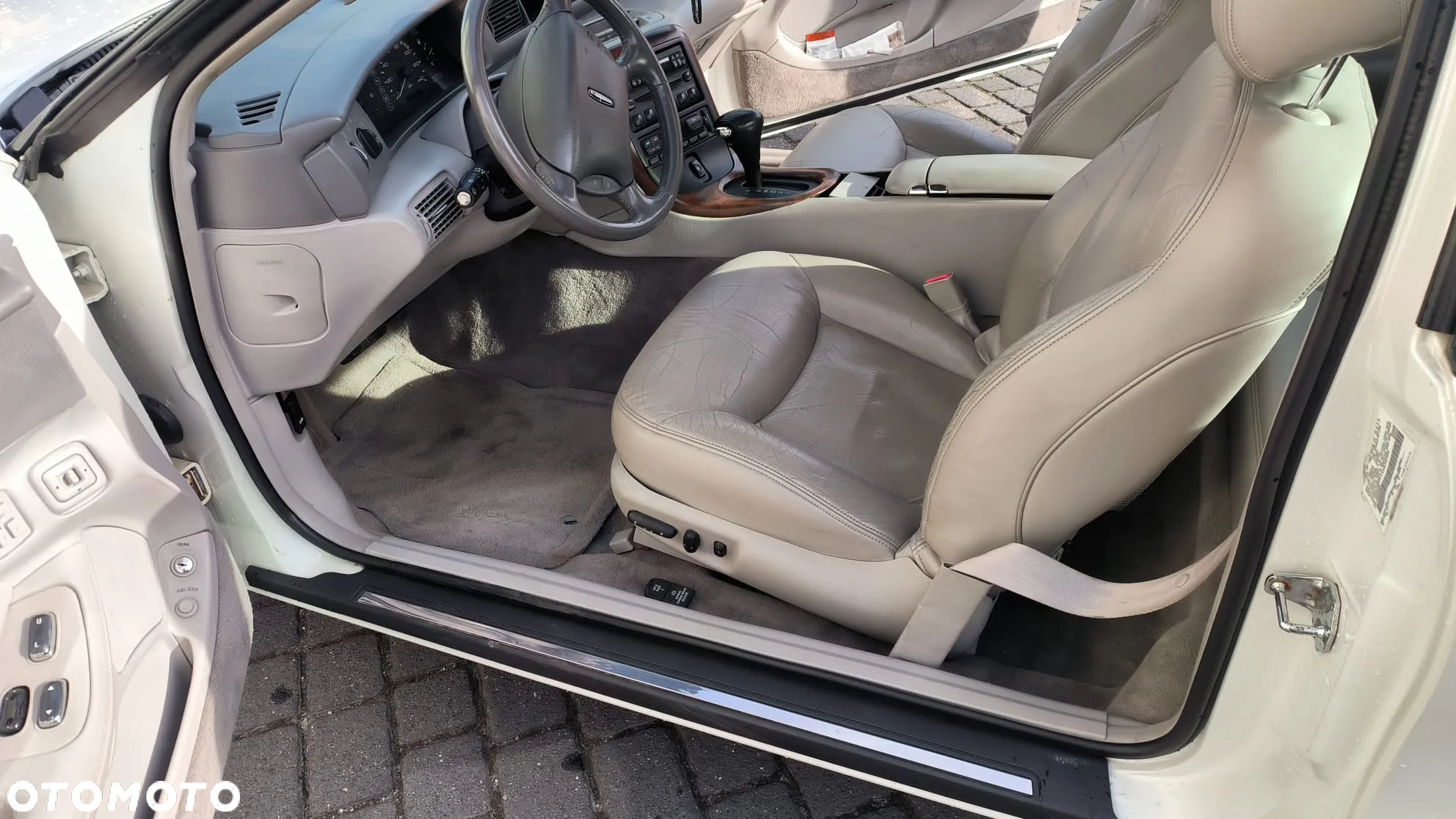 Lincoln Mark VIII 4.6 LSC - 16