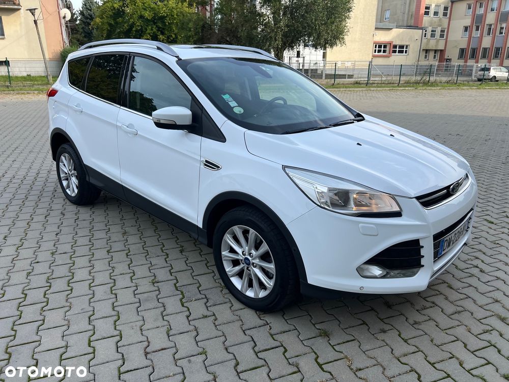 Ford Kuga 2.0 TDCi 2x4 Titanium - 2