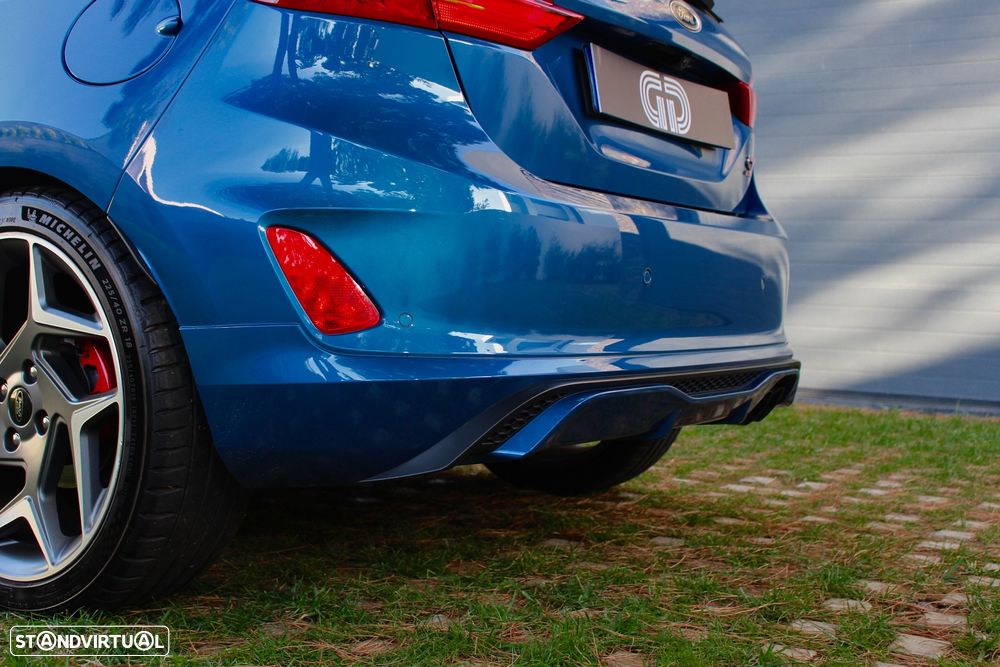 Ford Fiesta 1.5 EcoBoost ST - 18