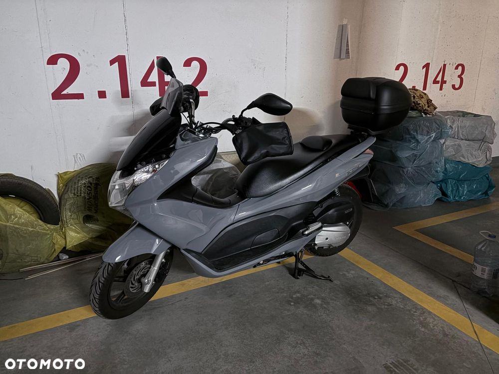 Honda PCX - 9