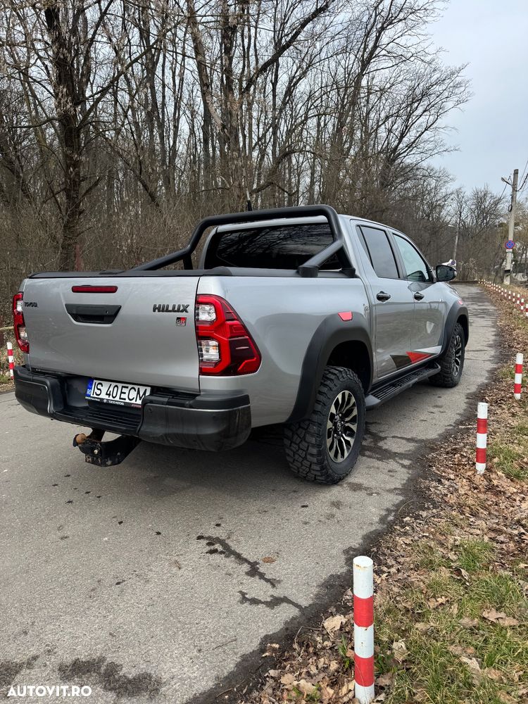 Toyota Hilux 2.8D 204CP 4x4 Double Cab AT GR Sport - 4