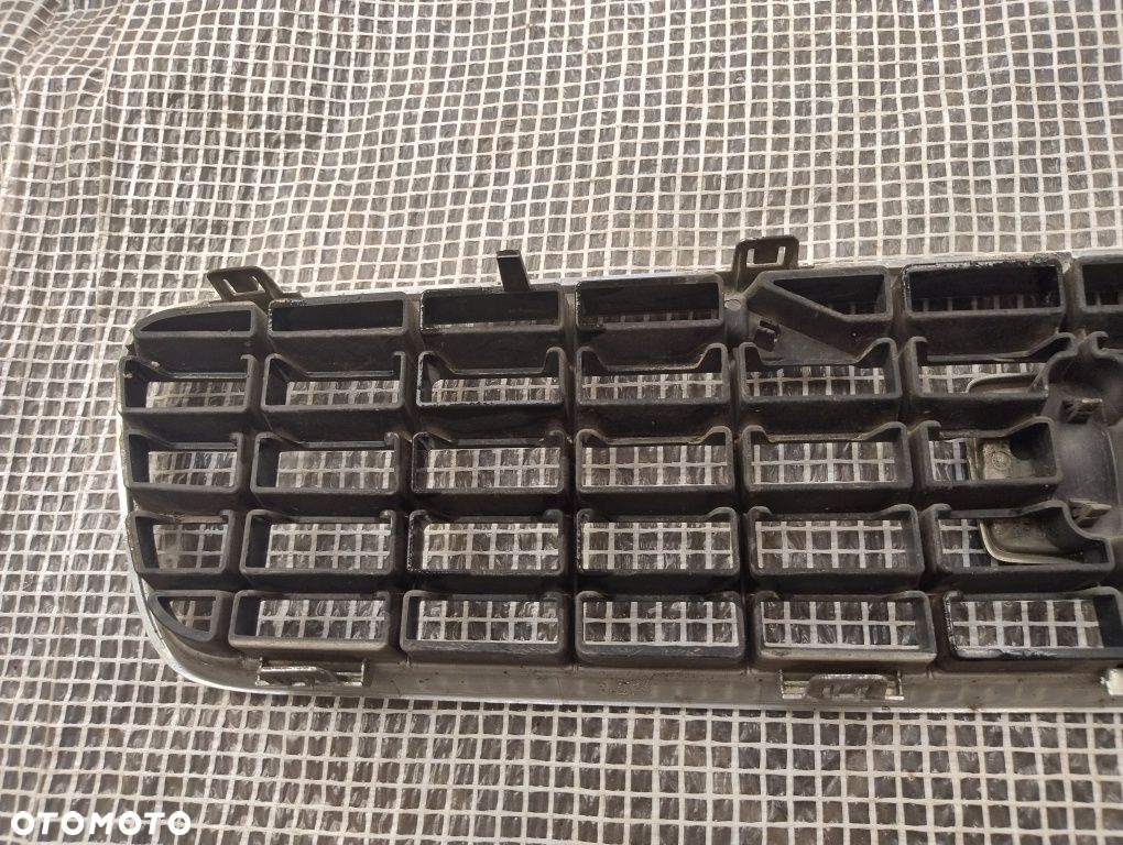 Volvo S40 II 2 V50 atrapa przód grill wysyłka gril 04-07 - 7