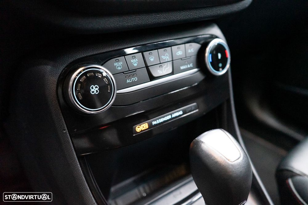 Ford Puma 1.0 EcoBoost Hybrid Aut. ST-LINE - 31