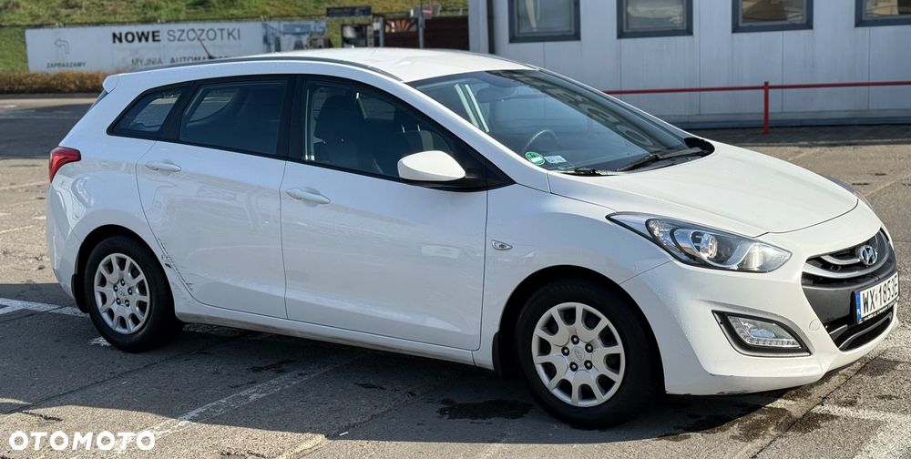 Hyundai i30 1.6 CRDi Classic - 4