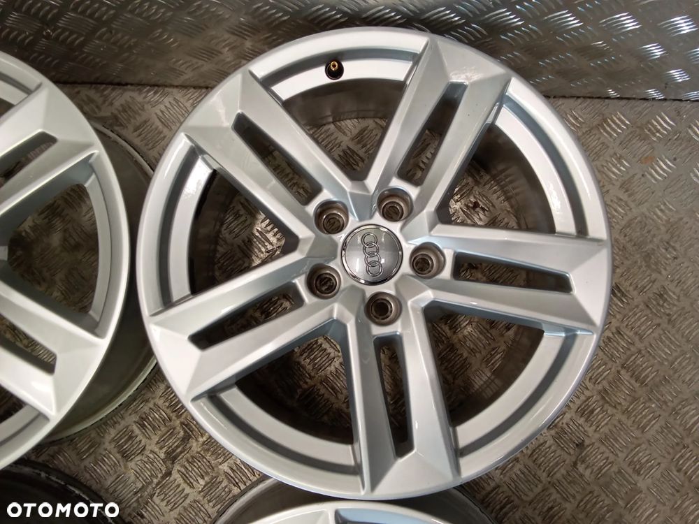 Felgi Audi A4 B8 B9 7Jx17 et42 5x112 - 3