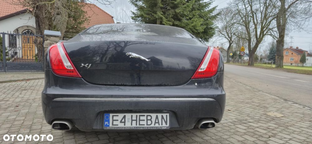 Jaguar XJ 3.0 D V6 Premium Luxury - 9