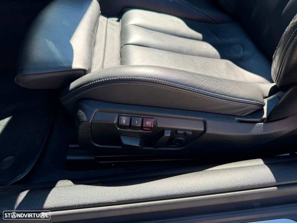 BMW M4 Auto - 32