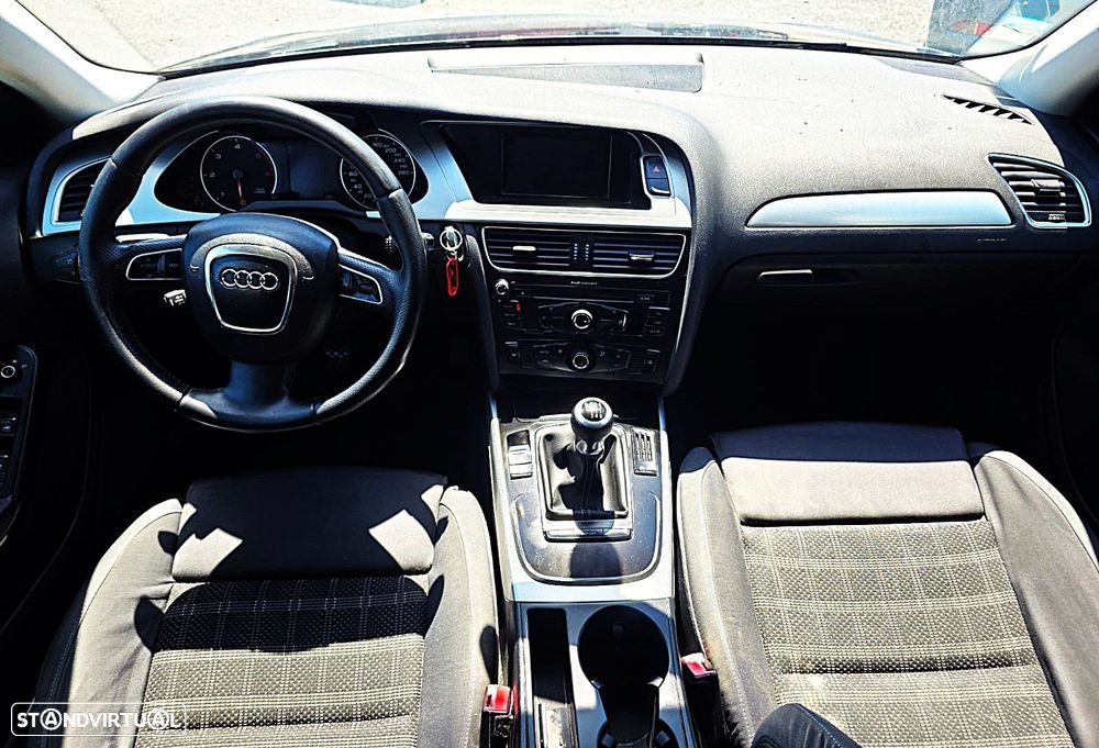 Audi A4 Avant 2.0 TDI exclusive - 14