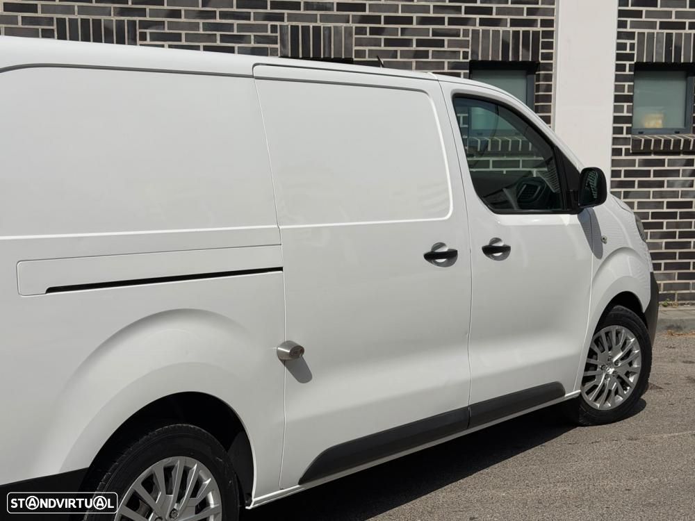 Opel Vivaro - 18