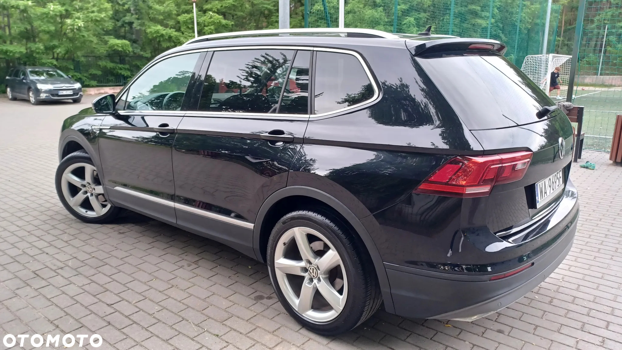 Volkswagen Tiguan Allspace 2.0 TDI SCR Comfortline DSG - 4