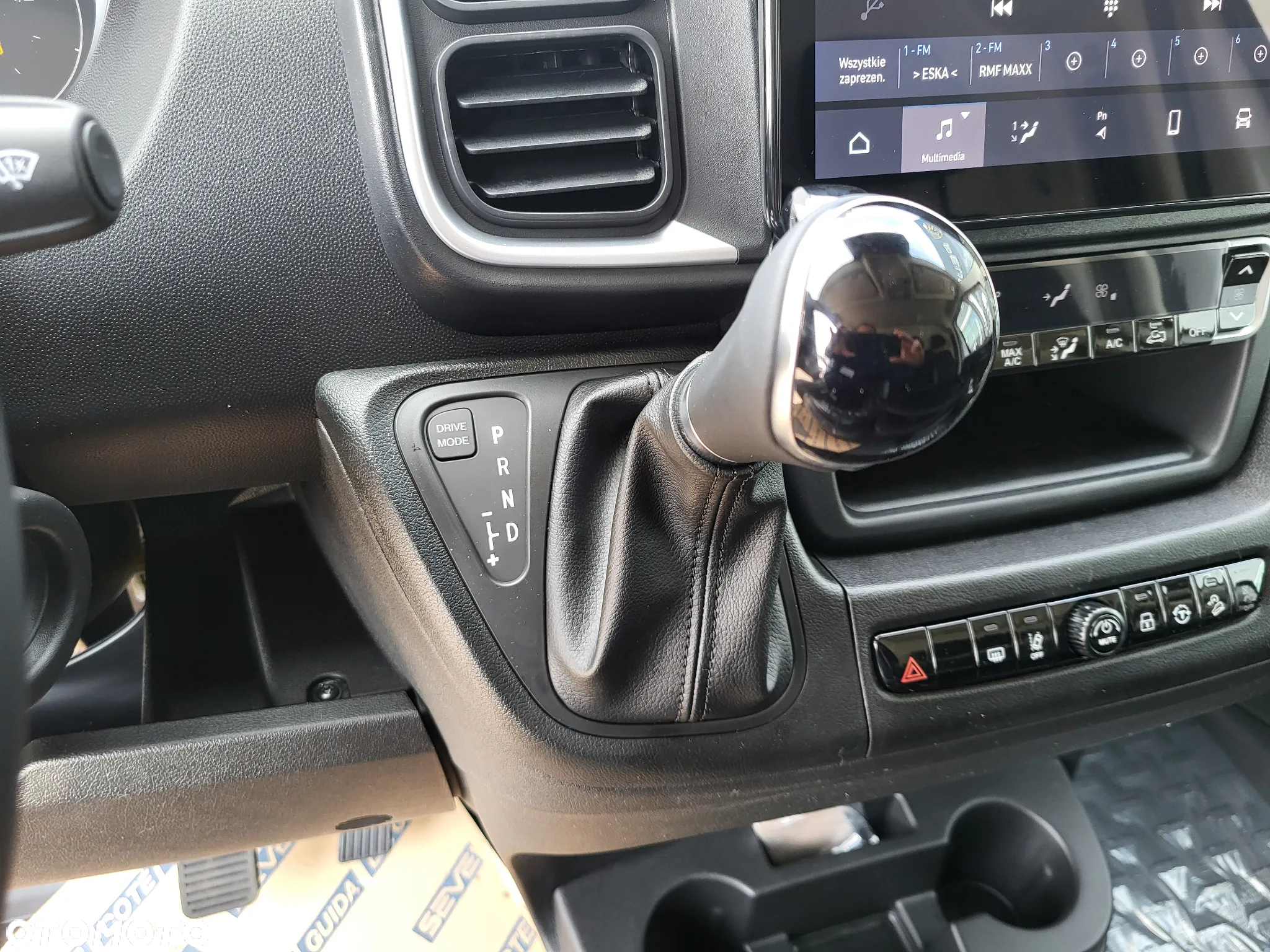 Citroën Jumper L4H2 180 KM Bogate Wyposażenie - 17