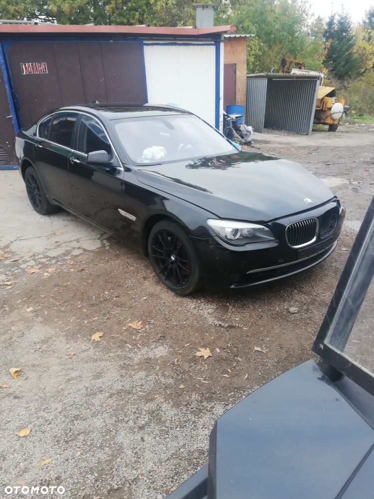 BMW Seria 7 - 1