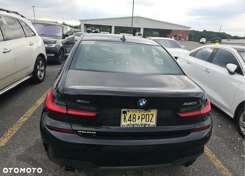 BMW Seria 3 330i xDrive M Sport - 6