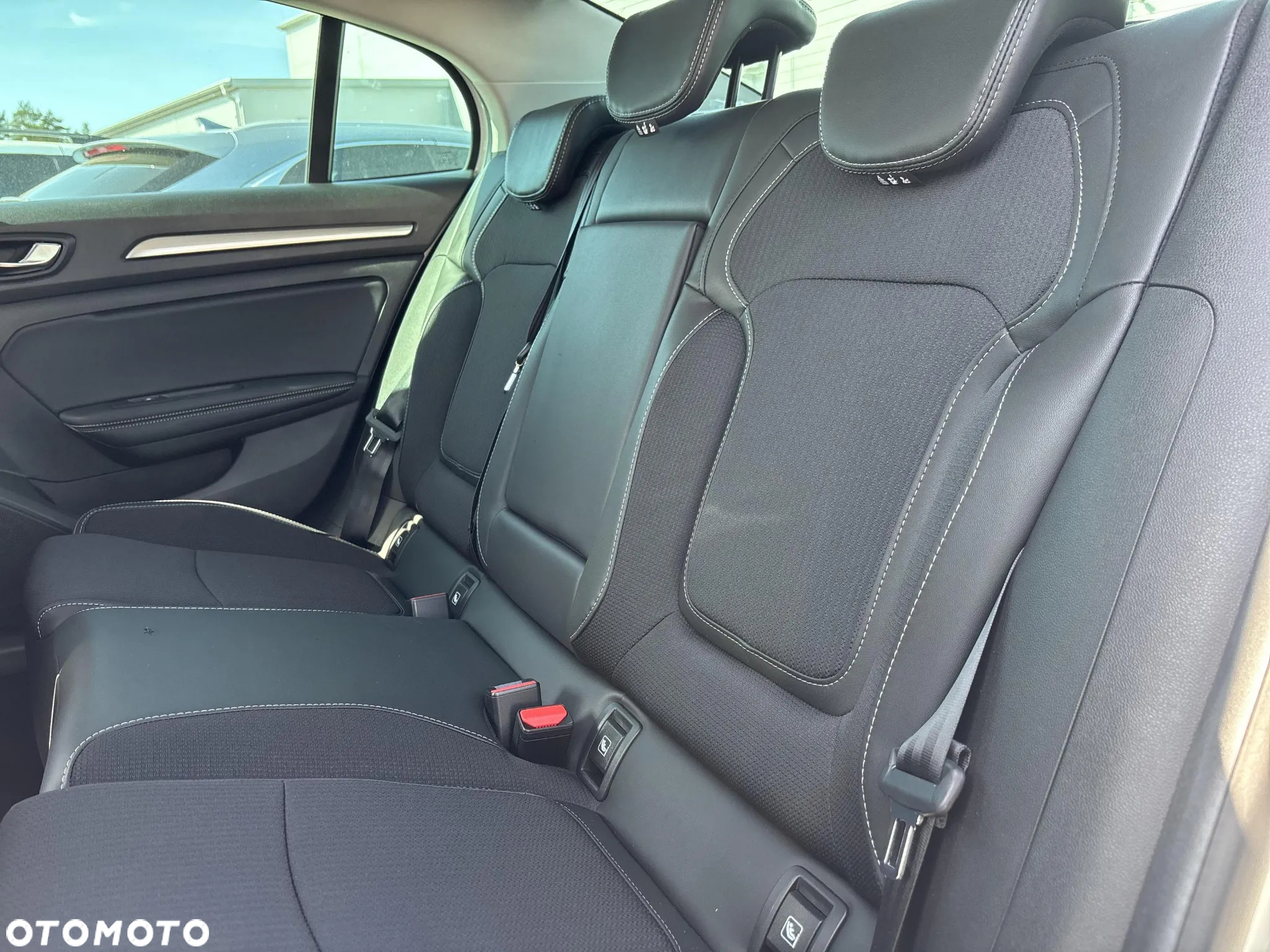 Renault Megane 1.3 TCe FAP Techno - 16