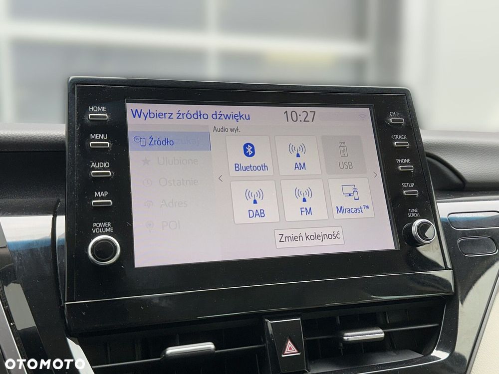 Toyota Camry - 25