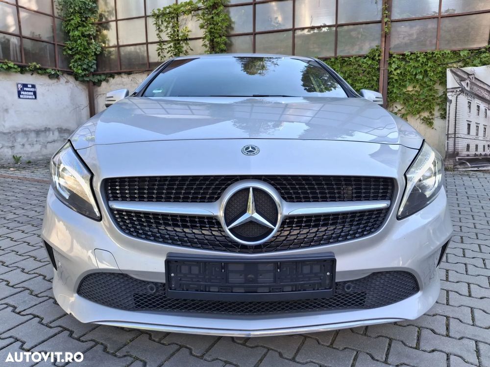 Mercedes-Benz A 180 7G-DCT - 2