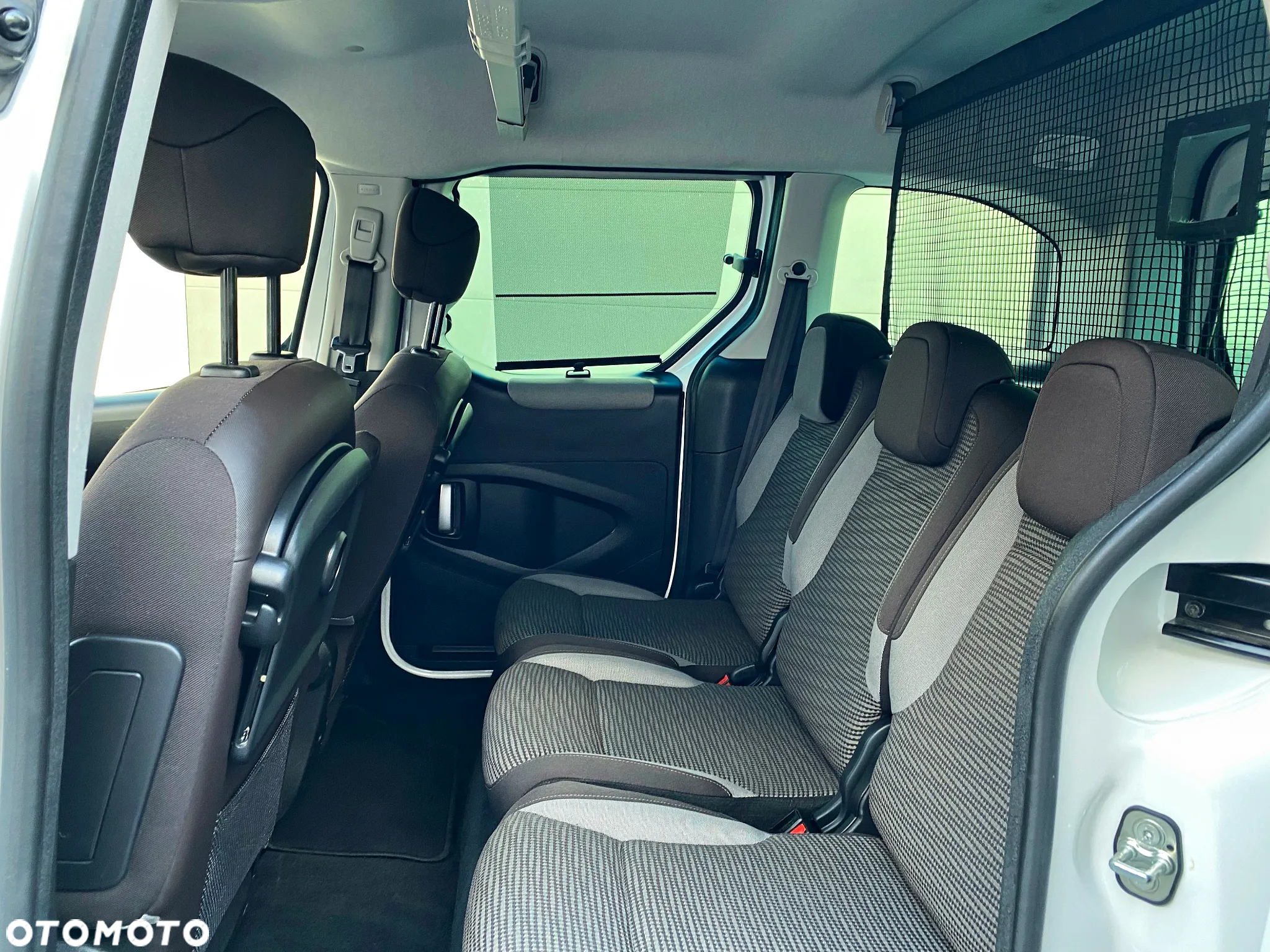 Peugeot Partner Tepee 110 Premium - 29