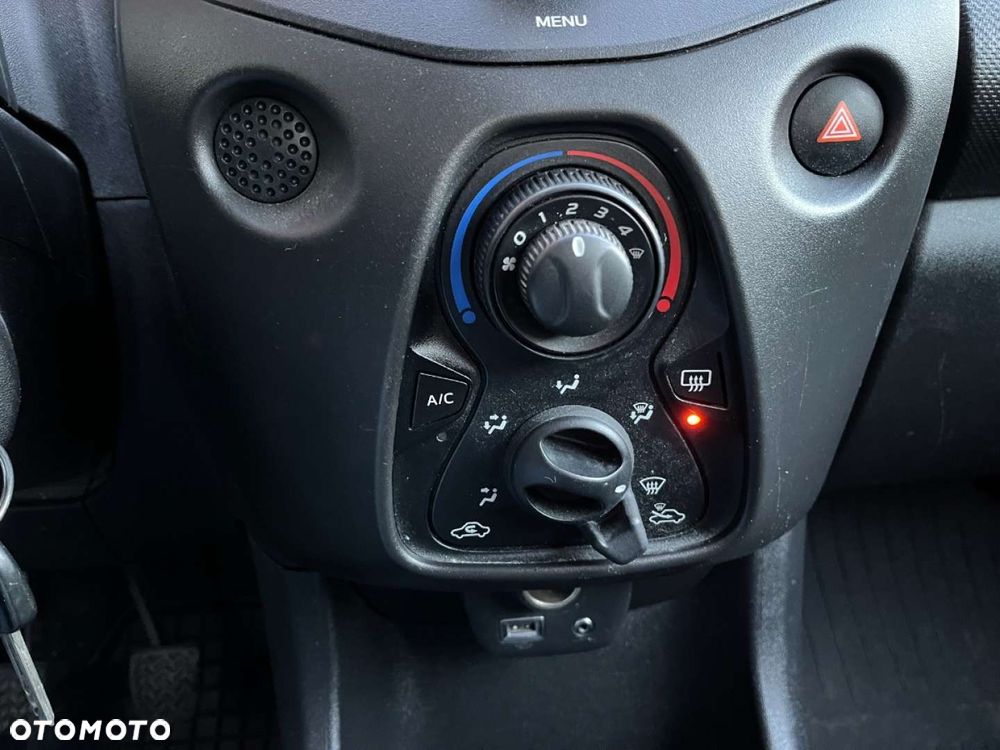 Toyota Aygo 1.0 VVT-i Sprint EU6 - 11