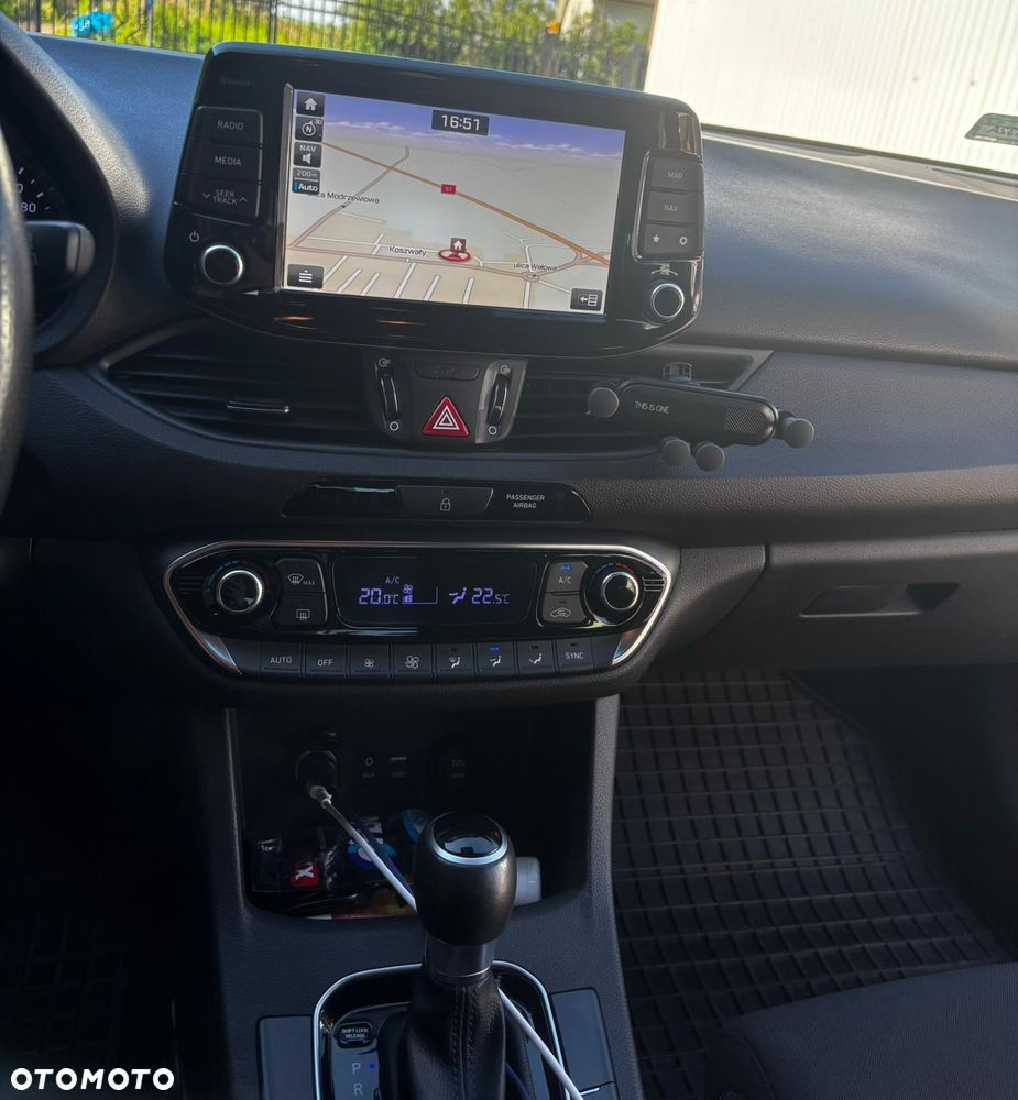 Hyundai i30 1.6 D GO DCT - 10