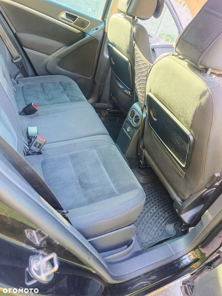 Volkswagen Tiguan - 5