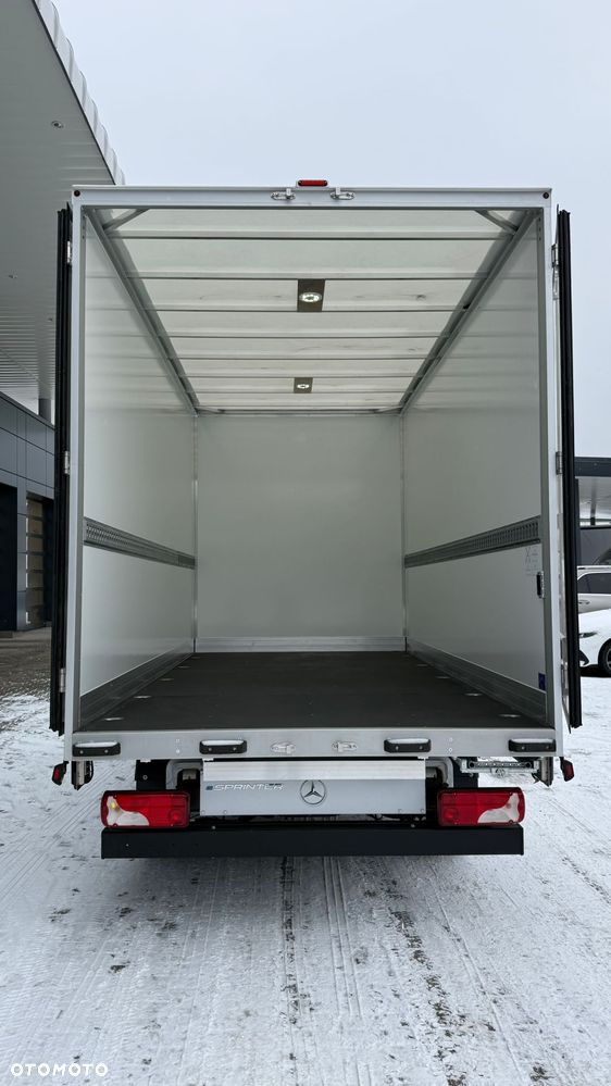 Mercedes-Benz eSprinter 420 Podwozie 4325 mm + Kontener - 10