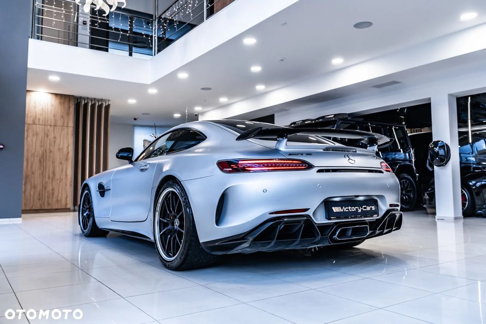 Mercedes-Benz AMG GT R - 14
