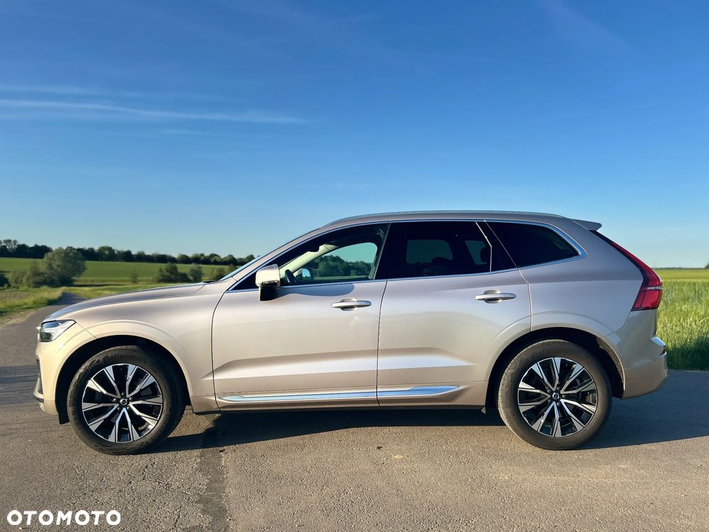 Volvo XC 60 B4 D Plus Bright - 4