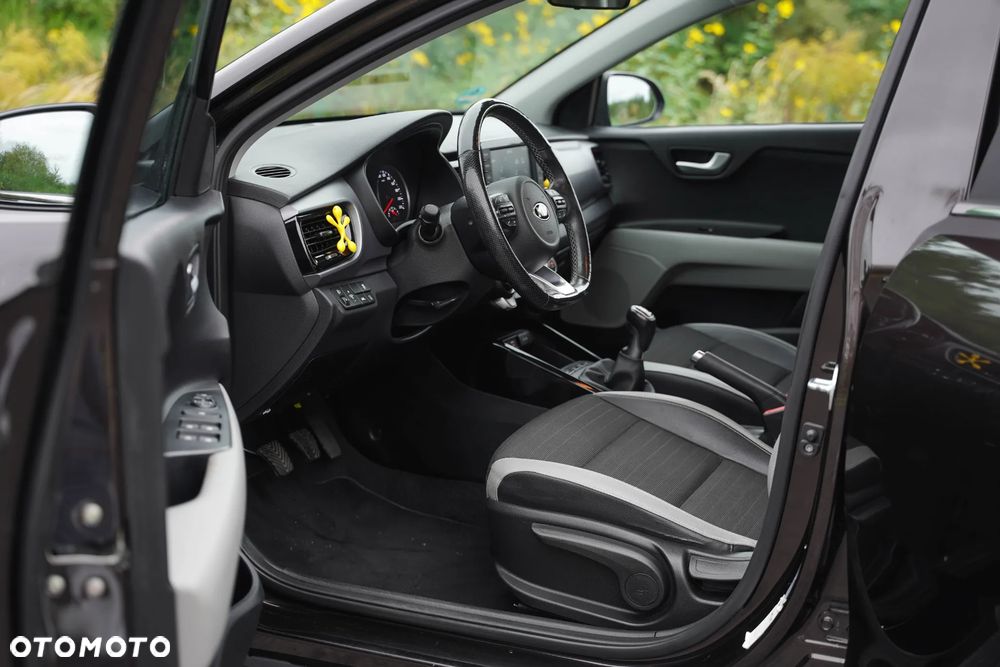 Kia Stonic 1.0 T-GDI 120 Vision - 23