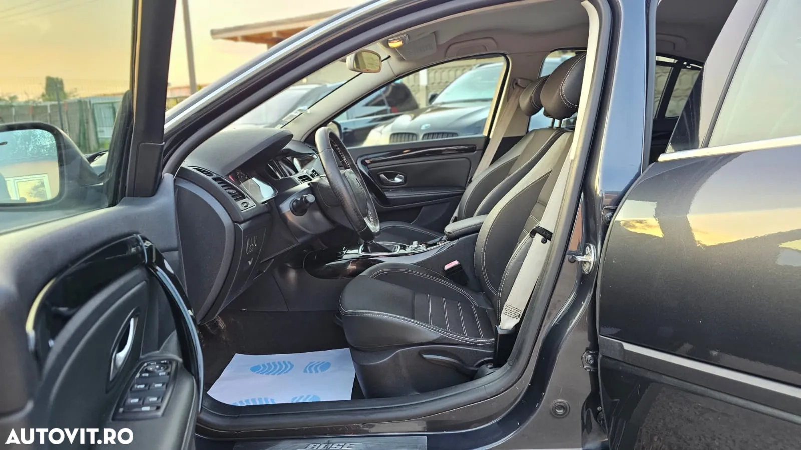 Renault Laguna - 5