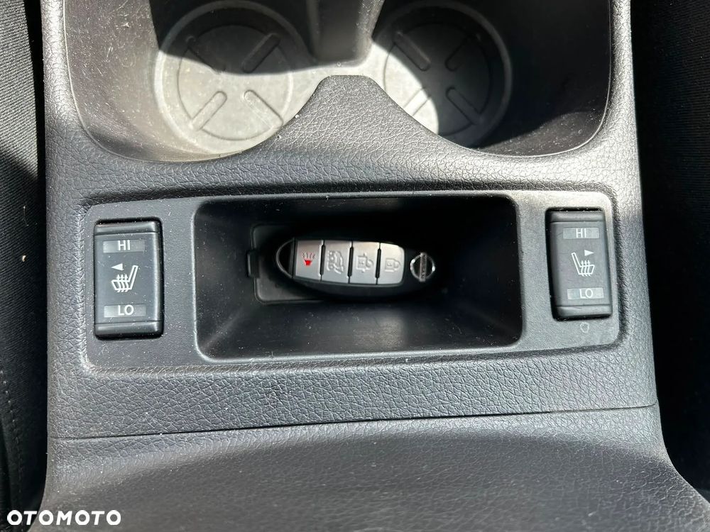 Nissan Rogue 2.5 S AWD - 19